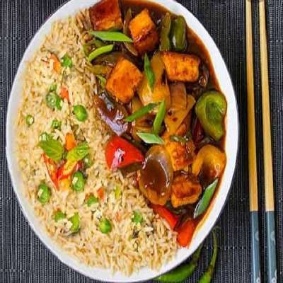 Paneer Chilly Rice With Gravy