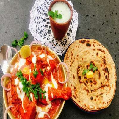 Butter Chicken With Tawa Paratha [2 Pcs]