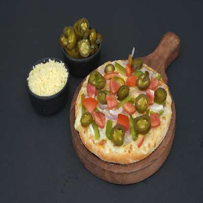 Green Red Yellow Capsicum Pizza