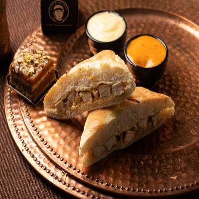Paneer (Cottage Cheese) Shawarma In Focaccia Bread