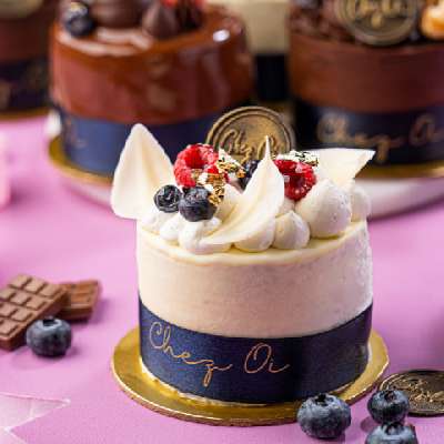 The Berry Chantilly Mini Cake (Eggless) 220-240gm