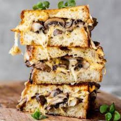 Cheesy Mushrooms On Toast