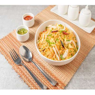 Schezwan Fried Rice (Chicken) [Serves 2]