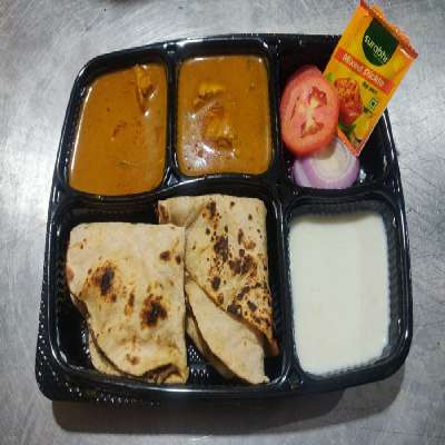 Chapati Lover Chicken Meal [5 Pieces]