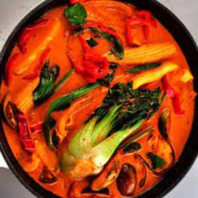 Veg Thai Red Curry Noodles Bowl