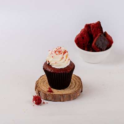Red Romance Cupcake