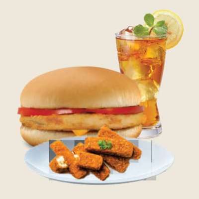 Me 1 ( Kiddy Veg Burger + Paneer Fries + Drink )