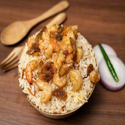 Chingri Pulao(With Golden Fried Onions)