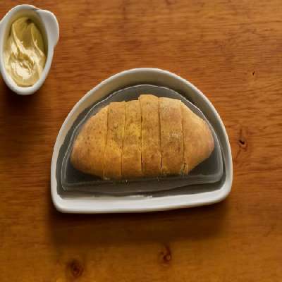 Veg Stuffed Garlic Bread