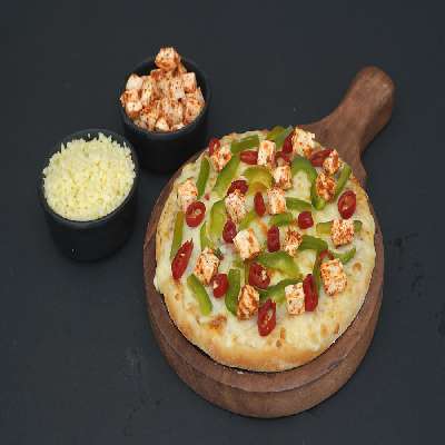 Red Pepper Paneer Pizza