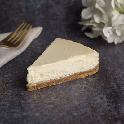 New York Baked Cheesecake Slice