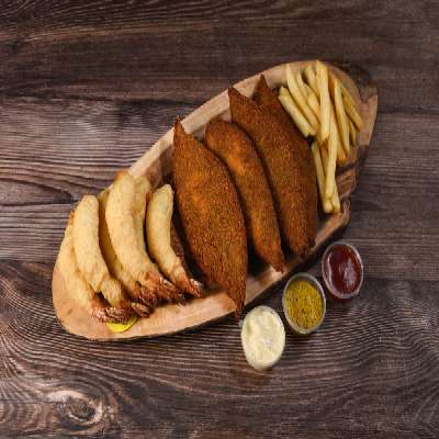 Machhli Baba Fries Special Kosha Chicken Platter