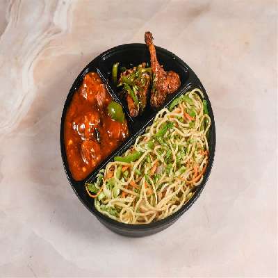 Schezwan Chicken & Drumstick With Shanghai Spl Fried Rice/Noodles