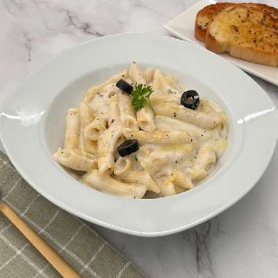 Alfredo White Sauce Pasta