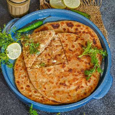 Paneer Parantha 1 Pc With Curd & Pickle & Salad