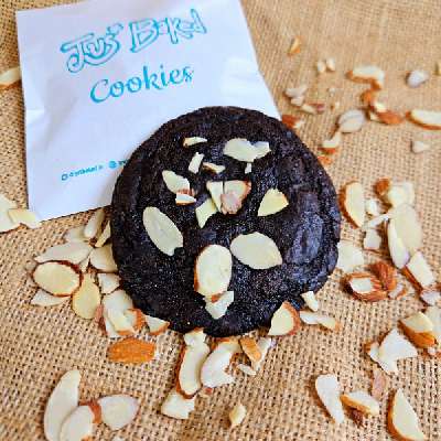 Almond Brownie Crinkle Big Cookie[40gm]