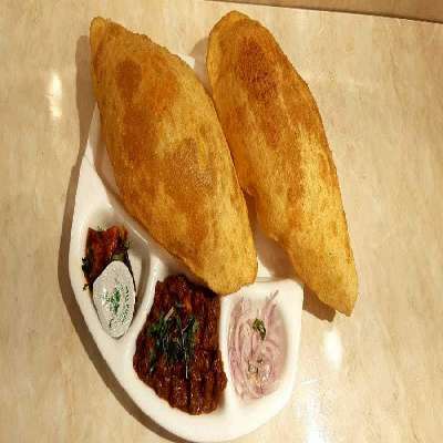 Chole Bhature With Sweet Lassi