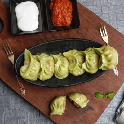 Steamed Corn Cheese Momos (8 Pieces)