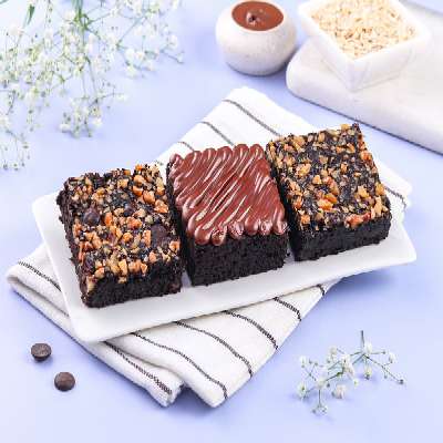 Assorted Box Of Eggless Brownies [pack Of 3]