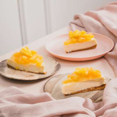 Pineapple Baked Cheesecake Slice