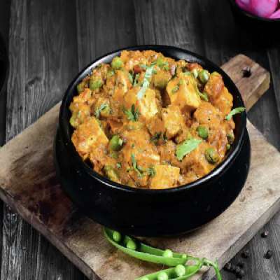 Matar Paneer