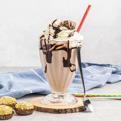 Ferrero Rocher Brownie Milkshake
