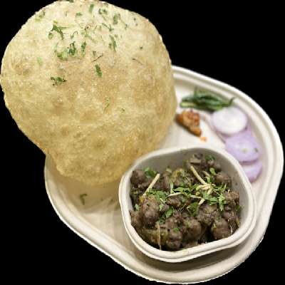 Pindi Cholle With Paneer Bhature