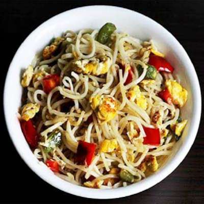 Egg Hakka Noodles