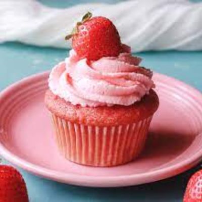 Strawberry Cake [500 Gm]