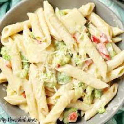Penne Pasta In White Sauce