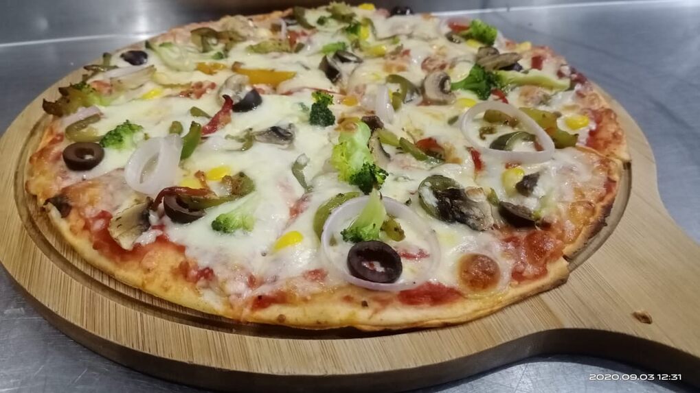 Jain Hara Bhara Pizza