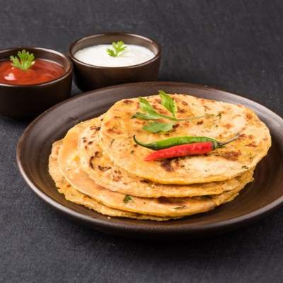 2 Aloo Tawa Paratha With Curd And Pickle