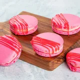Strawberry Macaroon