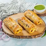 Butter Chicken Puff