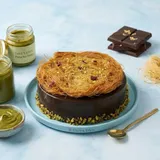 Dubai Kunafa Chocolate Cake