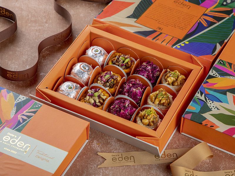 Assorted Dry Fruit Sweet 12 Pcs 10112