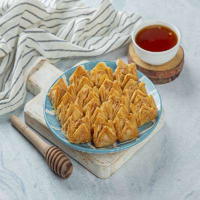 Pyramid Baklava 500Gm
