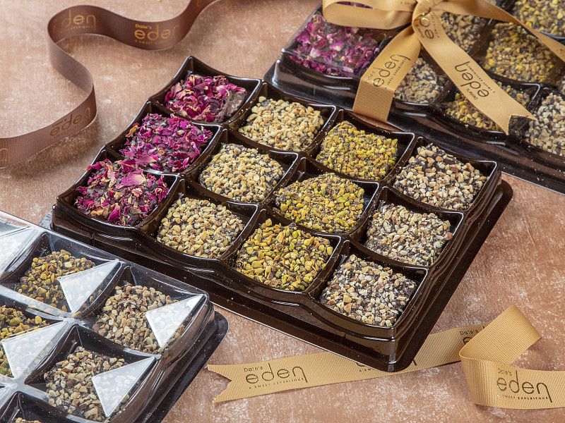 Assorted Chocolate Brittle 12 Pcs