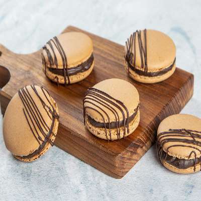 Dark Chocolate Macroon