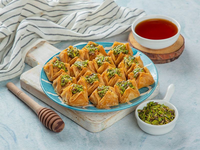 Pista Pyramid Baklava