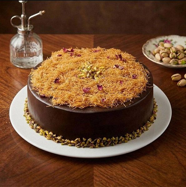 Dubai Kunafa Chocolate Cake