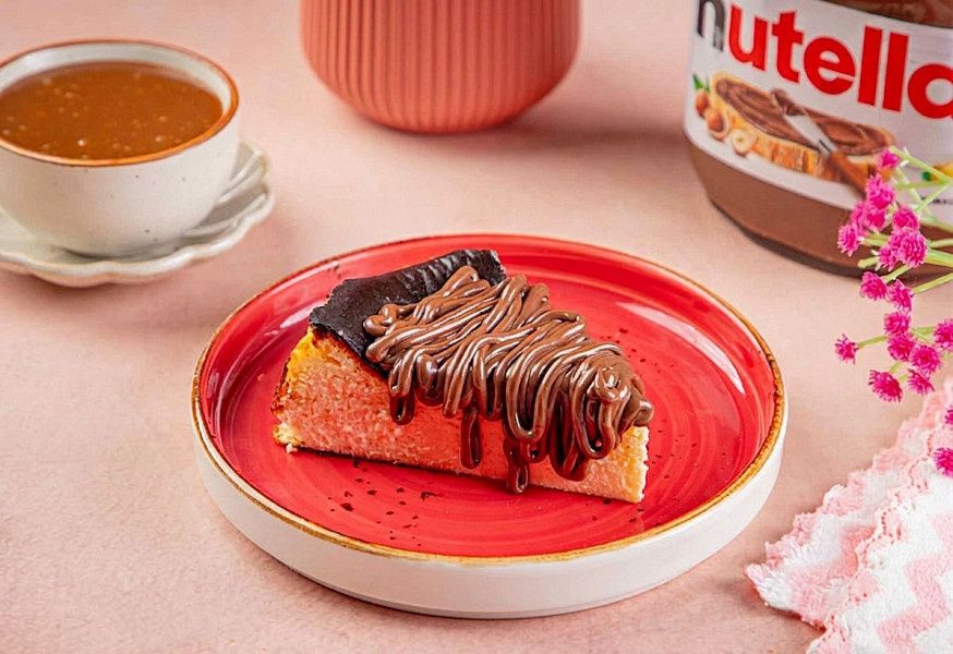 Nutella Burnt Basque Cheesecake Pastry