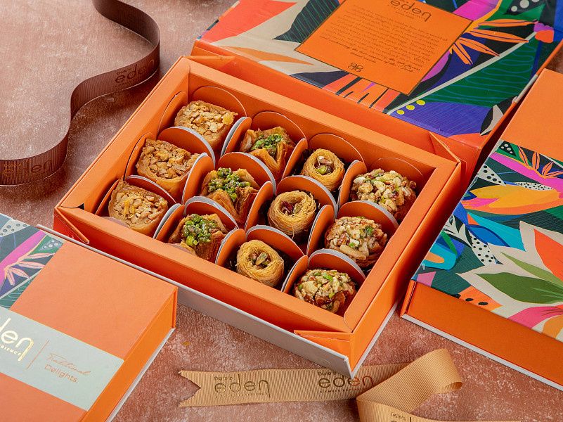 Assorted Baklawa 12 Pcs 10112