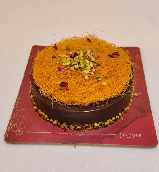 Dubai Kunafa Chocolate Cake
