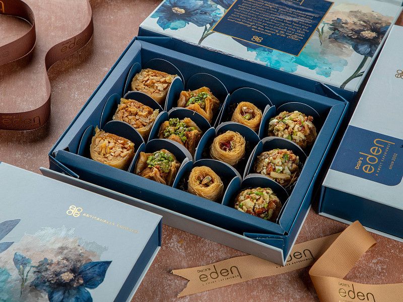 Assorted Baklawa 12 Pcs 10111