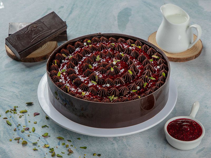 Raspberry Chocolate Cake