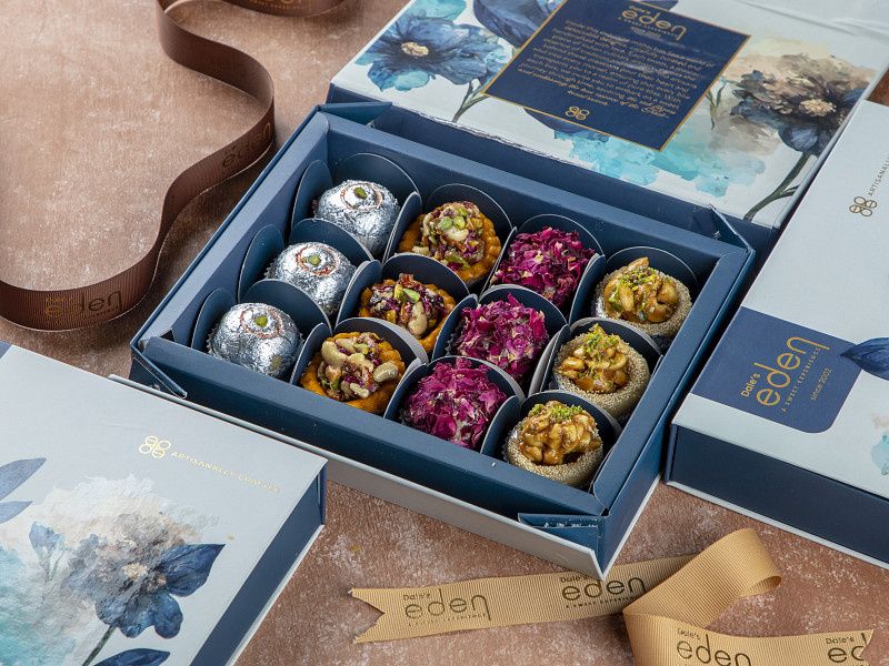 Assorted Dry Fruit Sweet 12 Pcs 10111