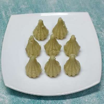 White Mawa Modak