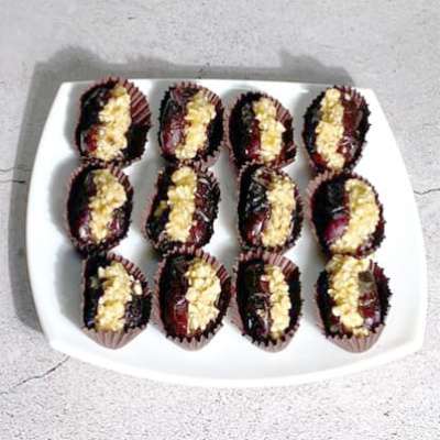 Stuffed Hazelnut Kalmi Dates