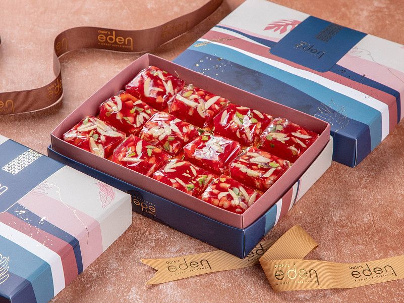 Strawberry Karachi Halwa 12 Pcs